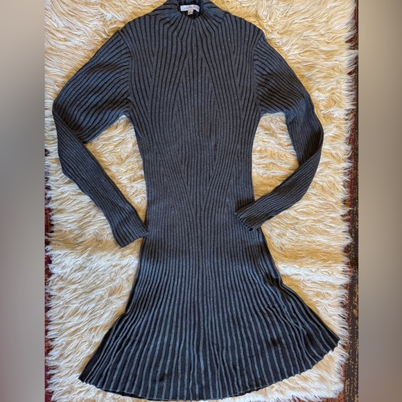 Ophelia Roe sweater dress - Picture 5 of 8